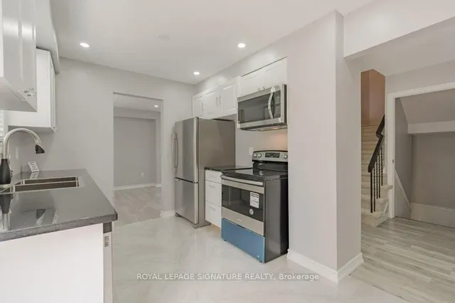 Additional image 10 of 48 Lawndale Cres