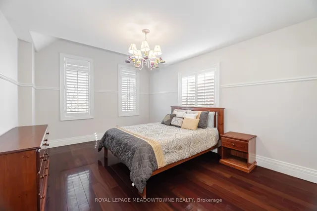 Additional image 31 of 915 Gaslight Way