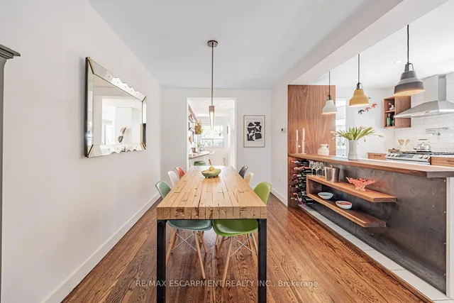 Additional image 7 of 35 Woodenhill Crt