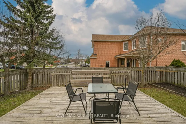 Additional image 48 of 29 Baccarat Cres