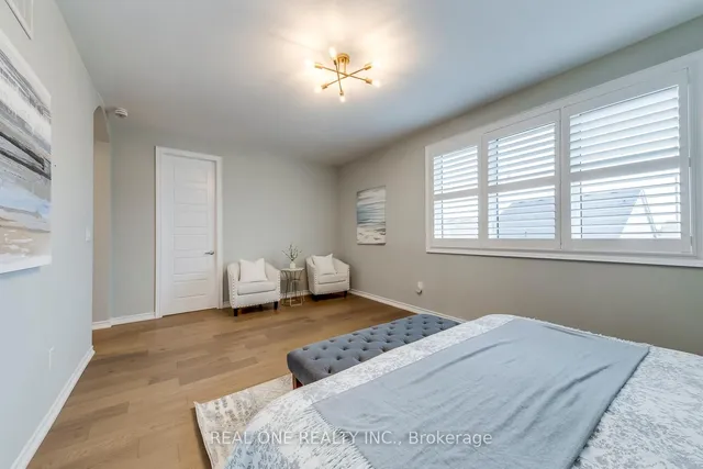 Additional image 31 of 166 Stillwater Cres