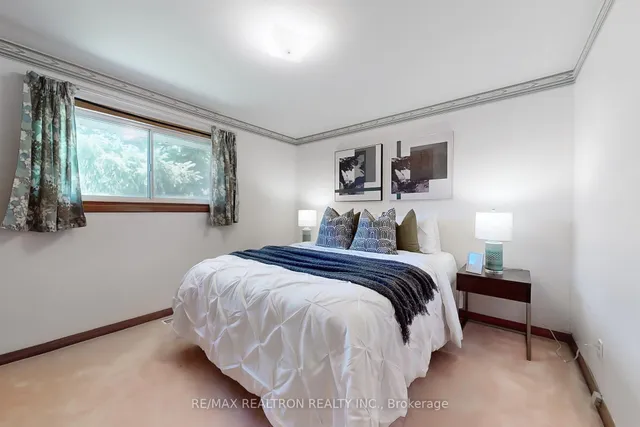 Additional image 13 of 4 Amulet St