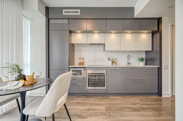 Additional image 8 of 15 Grenville St Unit 1905