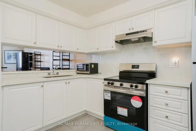 Additional image 6 of 234 Albion Rd Unit 610