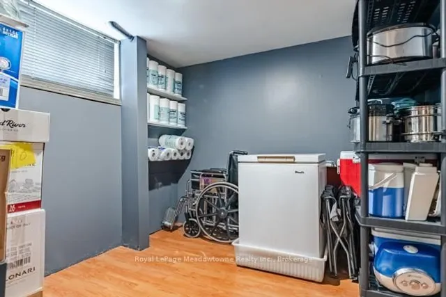 Additional image 26 of 60 Cameron Ave