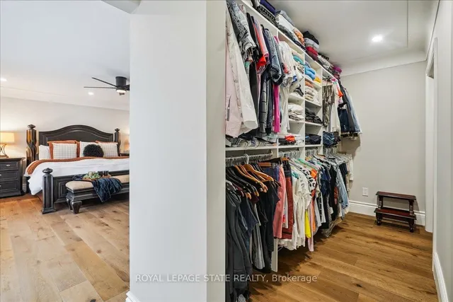 Additional image 27 of 10 Azalea Crt