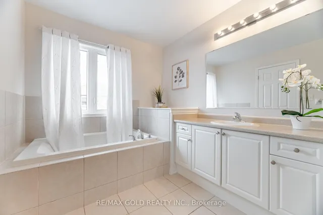 Additional image 41 of 103 Commuter Dr