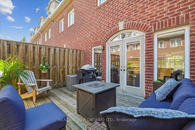 Additional image 24 of 114 Evans Ave Unit 7