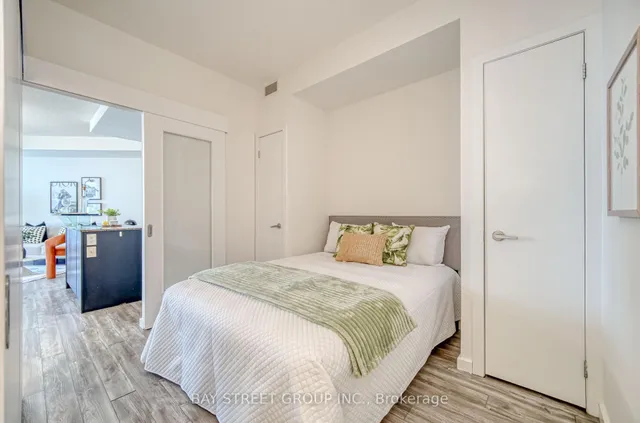 Additional image 24 of 8 York St Unit 2811