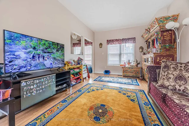 Additional image 5 of 630 Evans Ave Unit 42