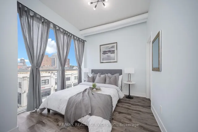 Additional image 31 of 9 George St Unit 303
