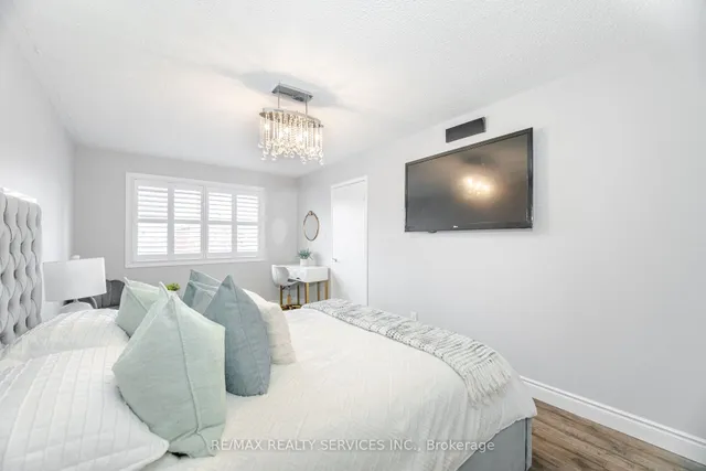 Additional image 25 of 34 Chipmunk Cres