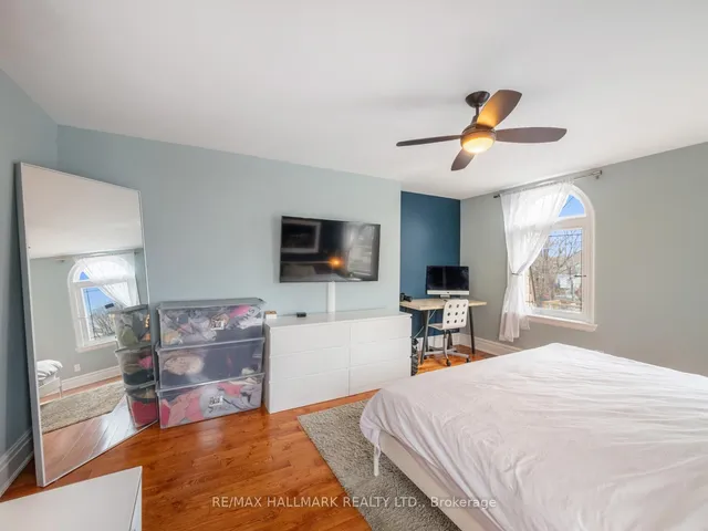 Additional image 32 of 112A Morse St