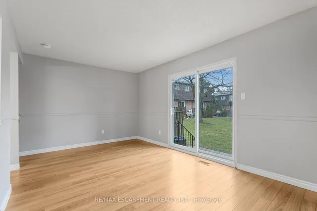 Additional image 10 of 1301 UPPER GAGE Ave Unit 33