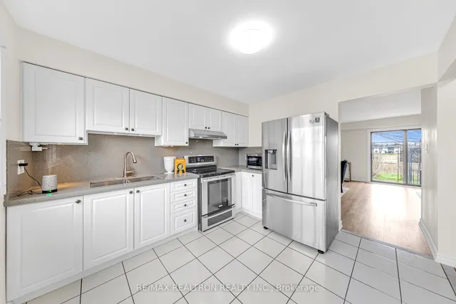 Additional image 8 of 375 Military Tr Unit 34