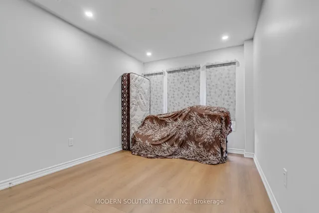 Additional image 9 of 200 Veterans Dr Unit 22