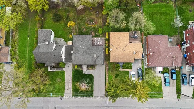 Additional image 36 of 35 Kirkland Blvd