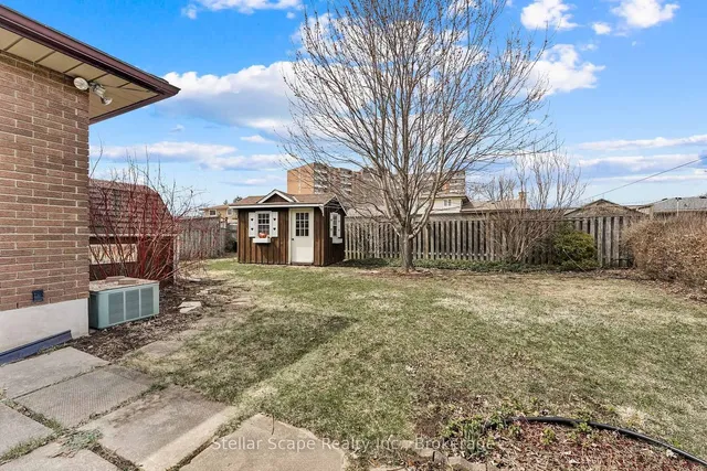 Additional image 37 of 42 Tupper Cres