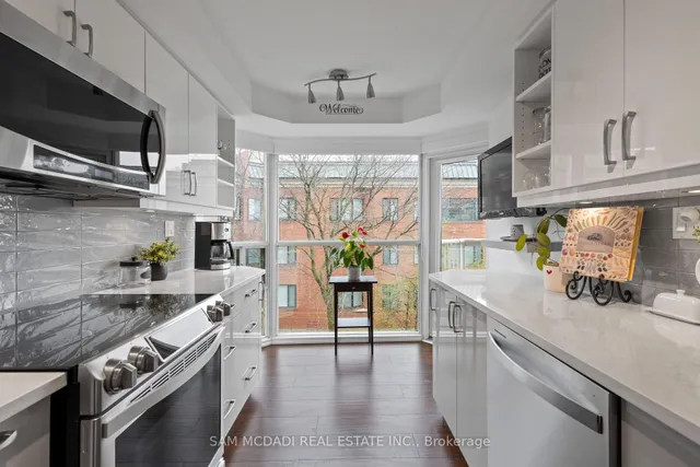 Additional image 5 of 2210 Lakeshore Rd Unit 401