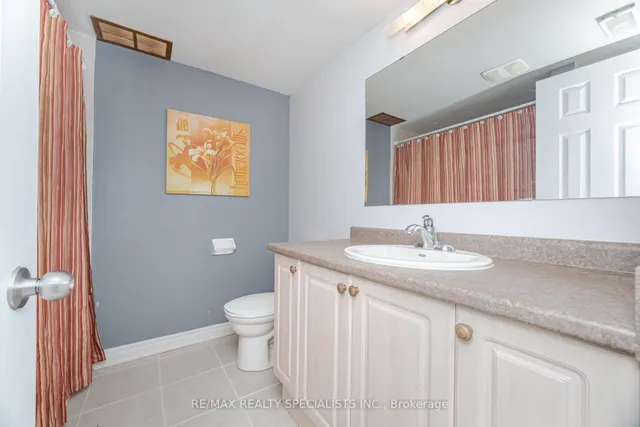 Additional image 40 of 383 Queen Mary Dr