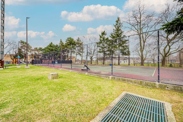 Additional image 48 of 150 Neptune Dr Unit 906