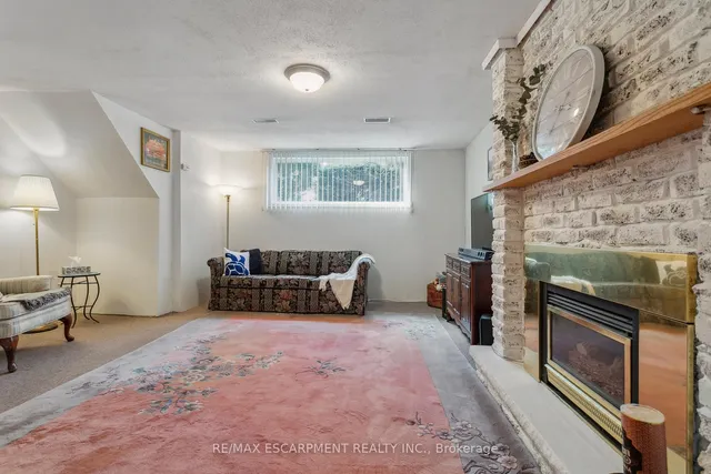 Additional image 31 of 2187 Sandringham Dr