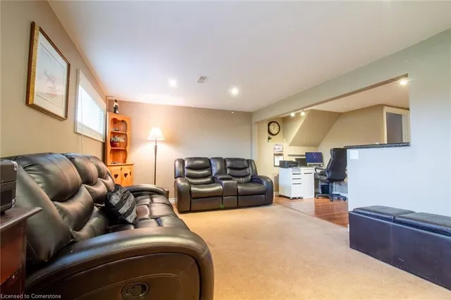 Additional image 18 of 700 Woodview Rd