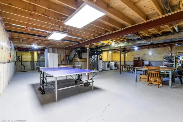 Additional image 31 of 2141 Caroline St Unit 8