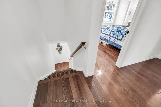 Additional image 28 of 6 Tinder Lane