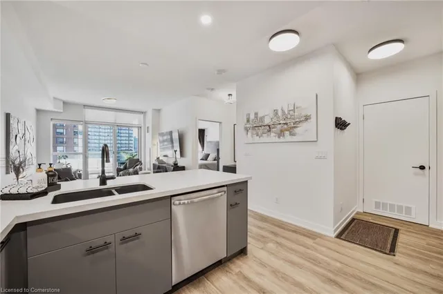 Additional image 12 of 551 Maple Ave Unit 908