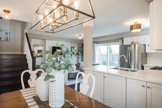 Additional image 9 of 4205 Cole Cres