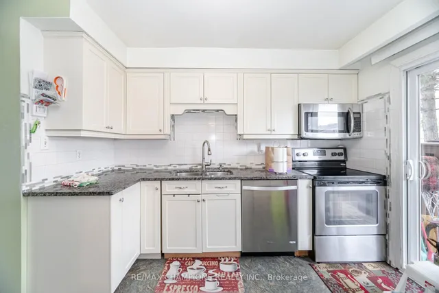 Additional image 4 of 3525 Brandon Gate Dr