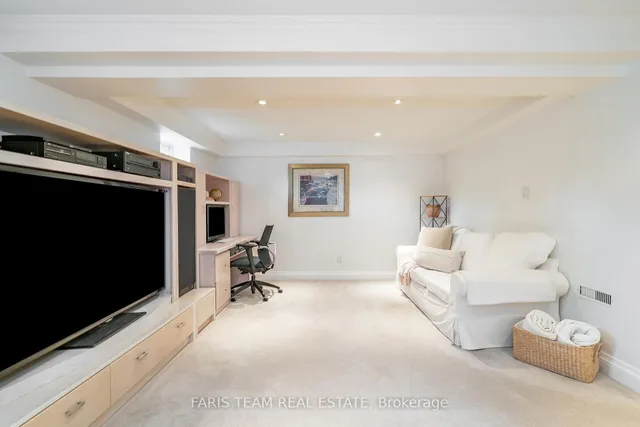 Additional image 17 of 7124 Cadiz Cres