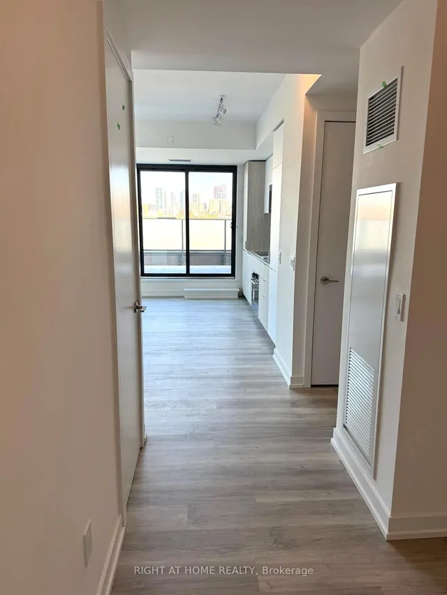 Additional image 7 of 28 Eastern Ave Unit LPH 03