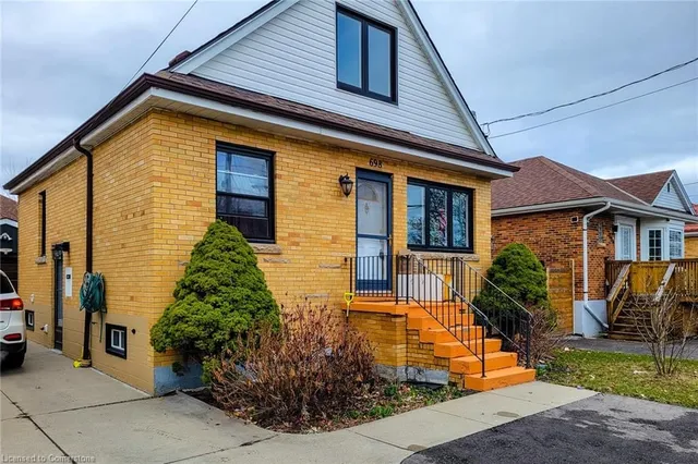 Additional image 3 of 698 Upper Sherman Ave