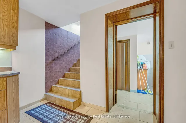 Additional image 45 of 27 Mulholland Ave