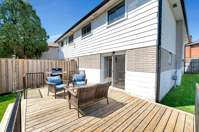 Additional image 41 of 41 Yeoville Crt