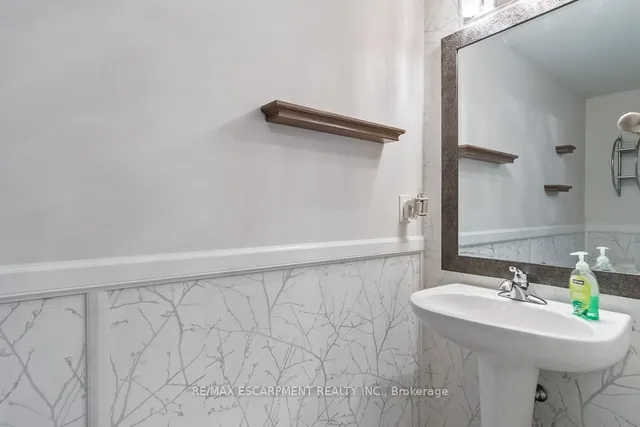 Additional image 25 of 255 Monaghan Cres