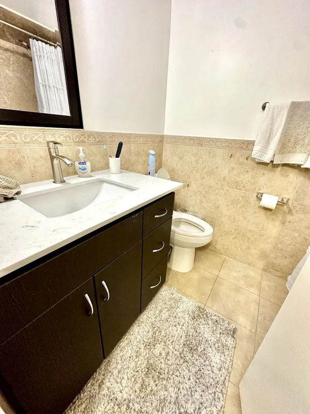 Additional image 12 of 1001 Bay St Unit 1019