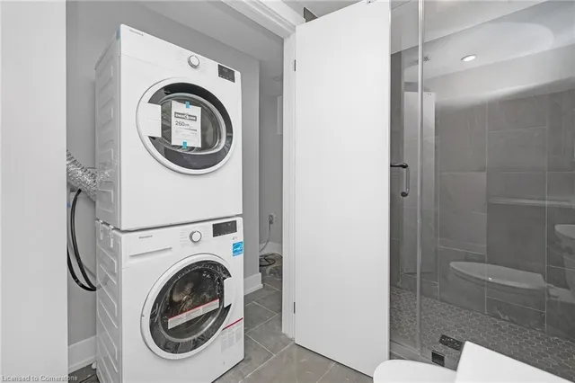 Additional image 17 of 39 Westminster Ave Unit Lower