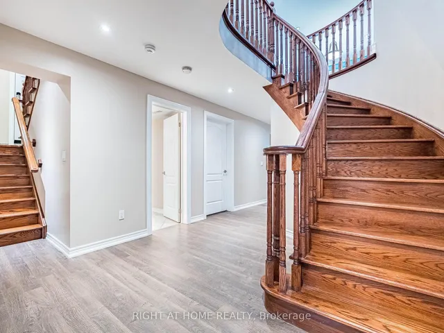 Additional image 25 of 30 Haliburton Ave