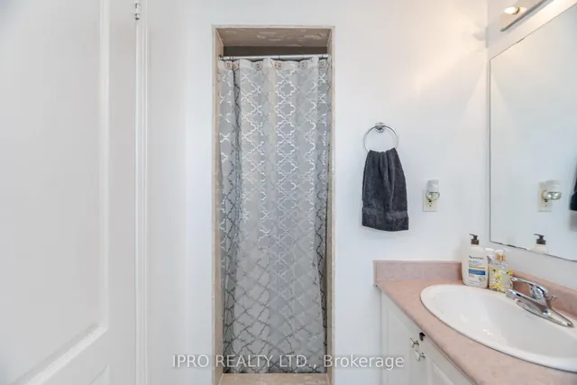 Additional image 33 of 770 Othello Crt Unit 70