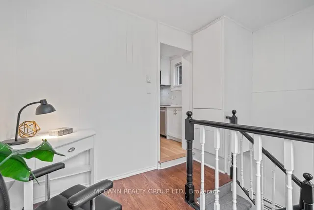 Additional image 30 of 168 Roslin Ave