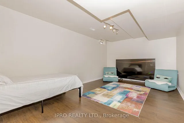 Additional image 43 of 900 Mcneil Dr