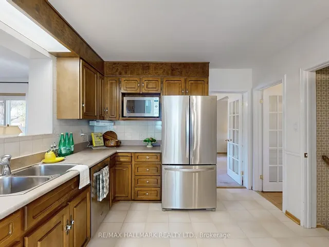 Additional image 16 of 41 Redcastle Cres