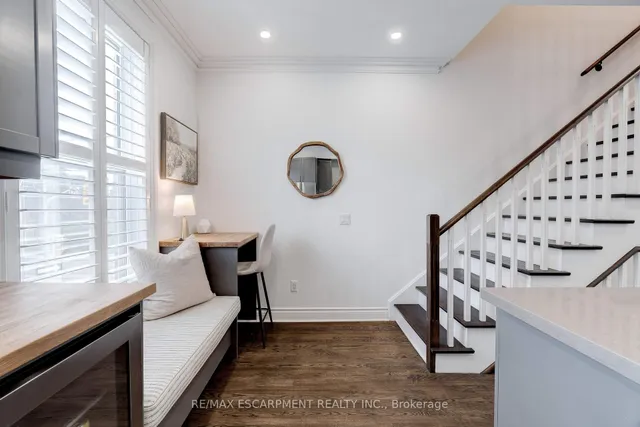 Additional image 21 of 46 Stanley Terr