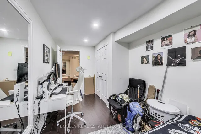 Additional image 41 of 1033 Woodbine Ave