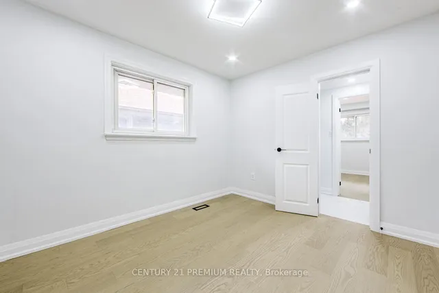 Additional image 19 of 70 Moraine Hill Dr