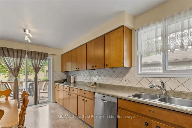 Additional image 15 of 344 Shelley Dr