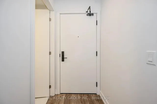 Additional image 3 of 1 Jarvis St Unit 607